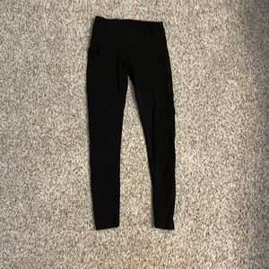 Black Athleta Girl leggings (with pockets!) | Size child M